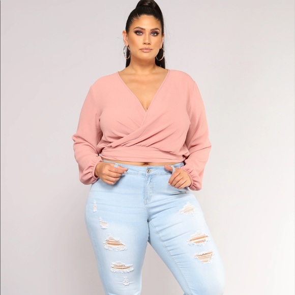 FASHIONOVA PLUS TOP BRANDNEW - Picture 2 of 5